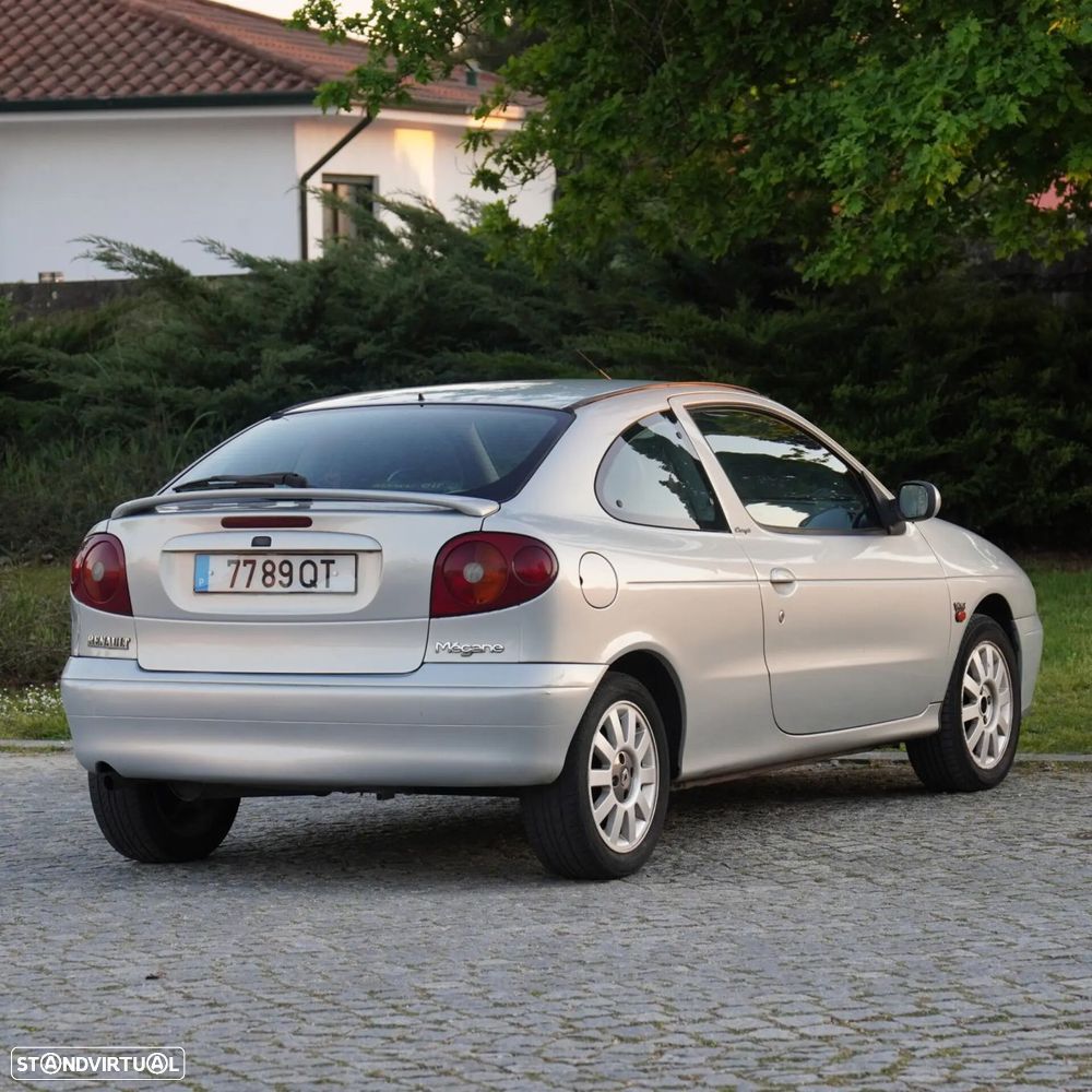Renault Mégane - 7