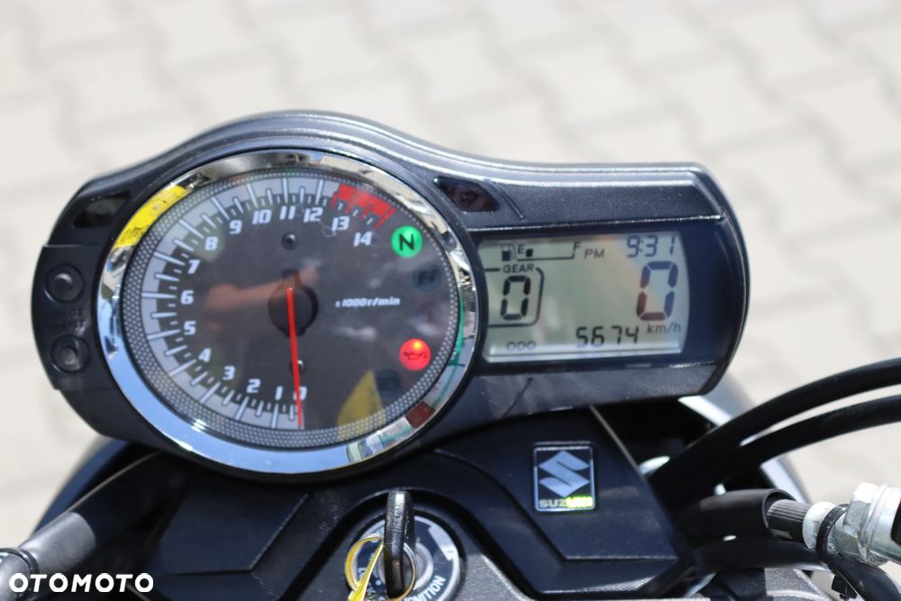 Suzuki Bandit - 12
