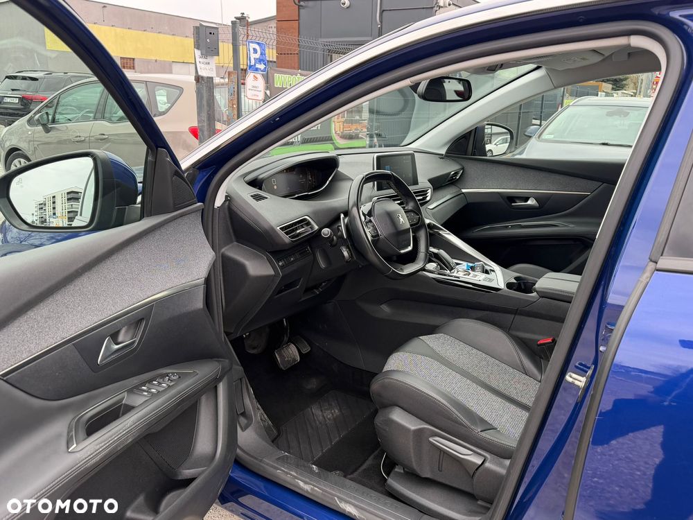 Peugeot 3008 1.6 PureTech GPF Active S&S EAT8 - 12