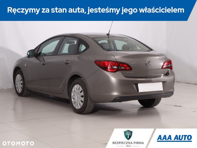 Opel Astra - 6