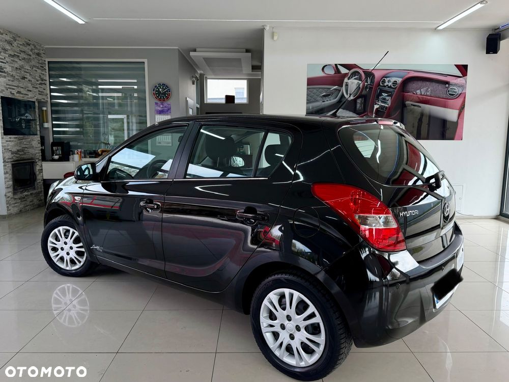 Hyundai i20 1.2 Classic + - 21