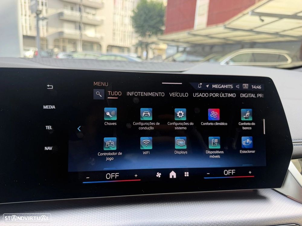 BMW 225xe Active Tourer e xDrive Pack Desportivo M - 56