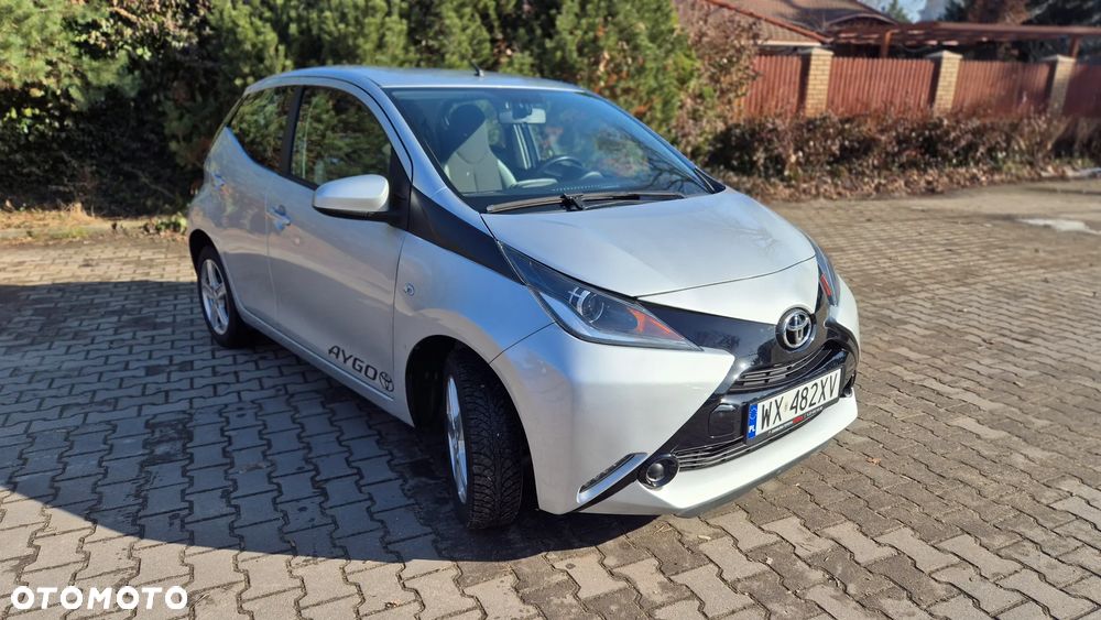 Toyota Aygo x-play - 7