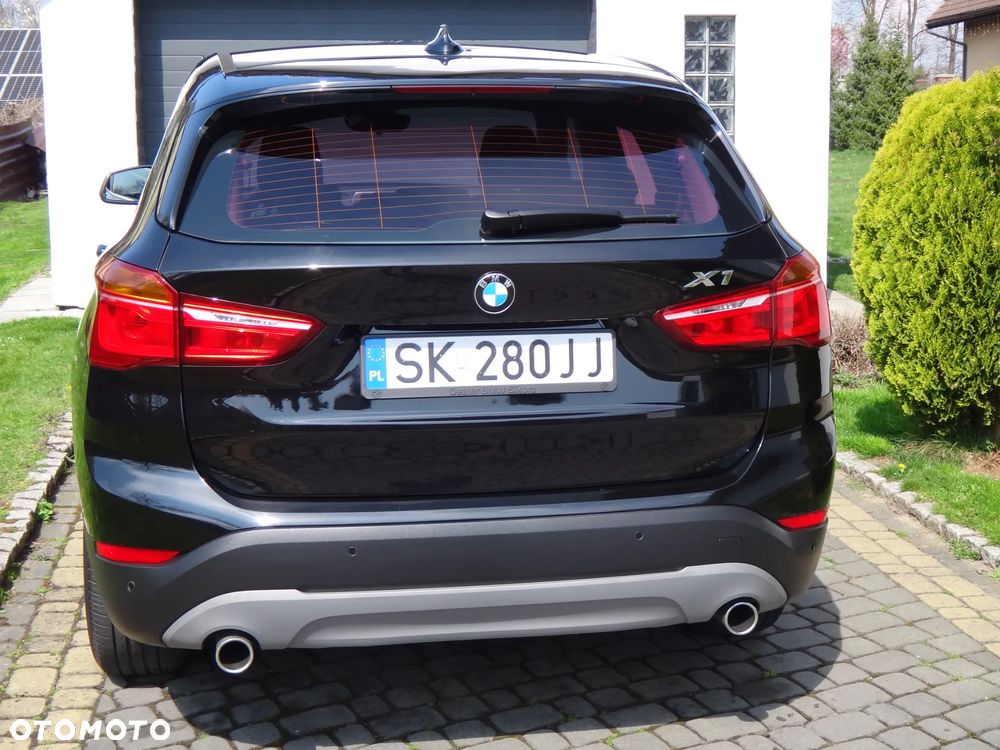 BMW X1 xDrive20i - 5