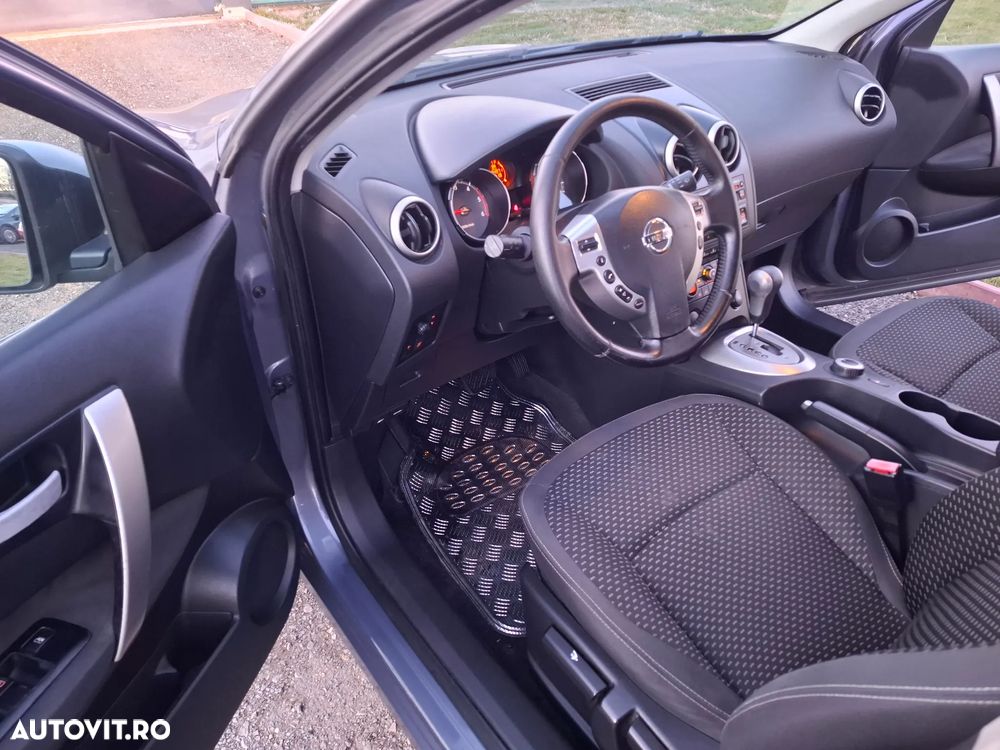 Nissan Qashqai 2.0 DCI 4 x 4 DPF Aut acenta - 5
