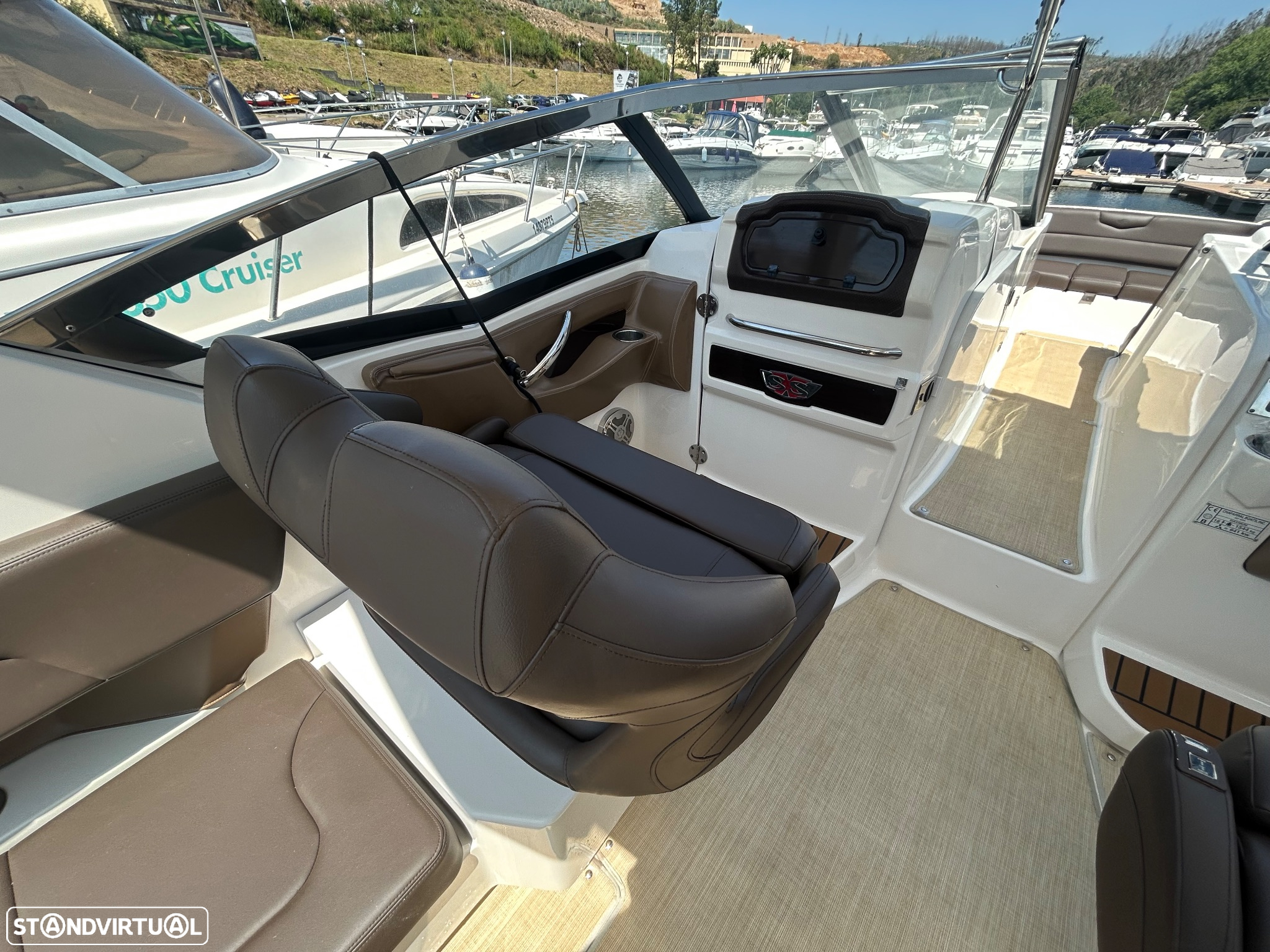Chaparral 337 SSX - 32