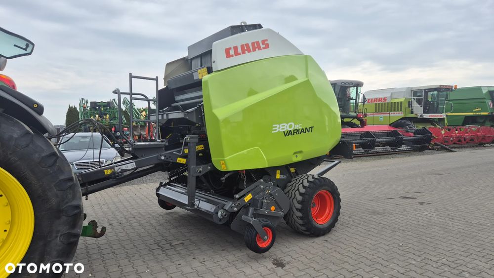 Claas VARIANT 380RC 2015R - 2