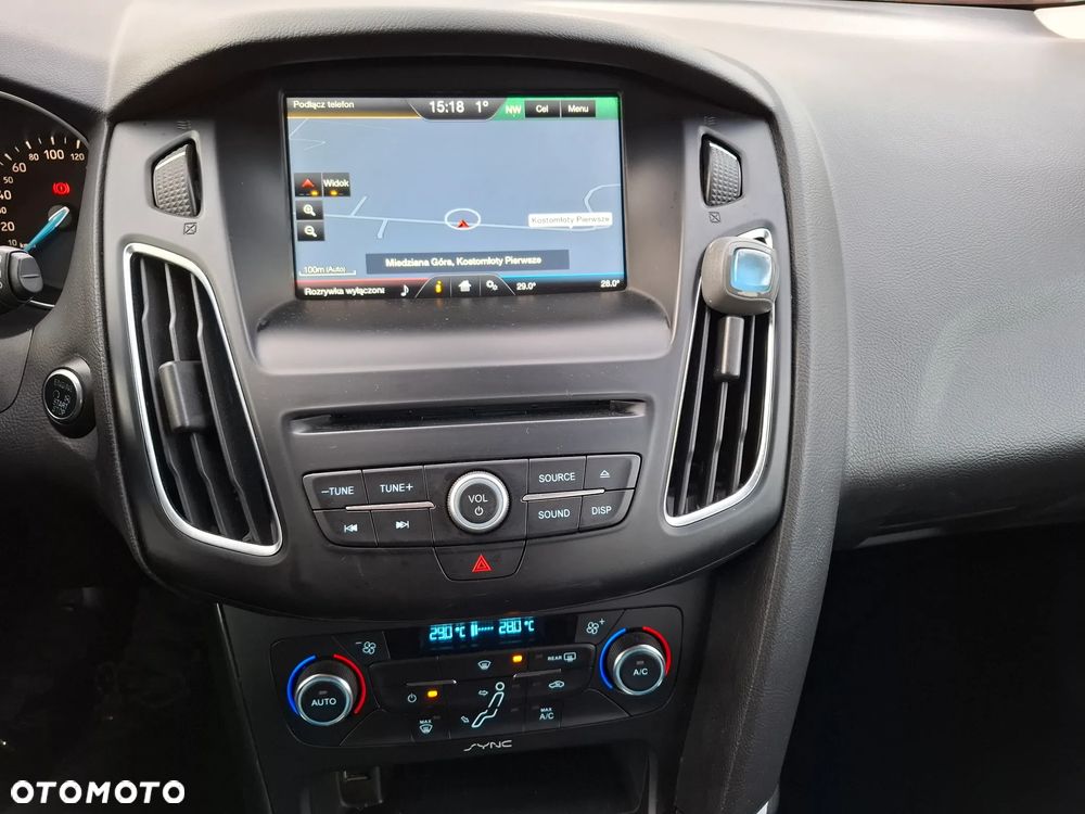 Ford Focus 1.5 EcoBlue STart-Stopp-System TITANIUM - 18