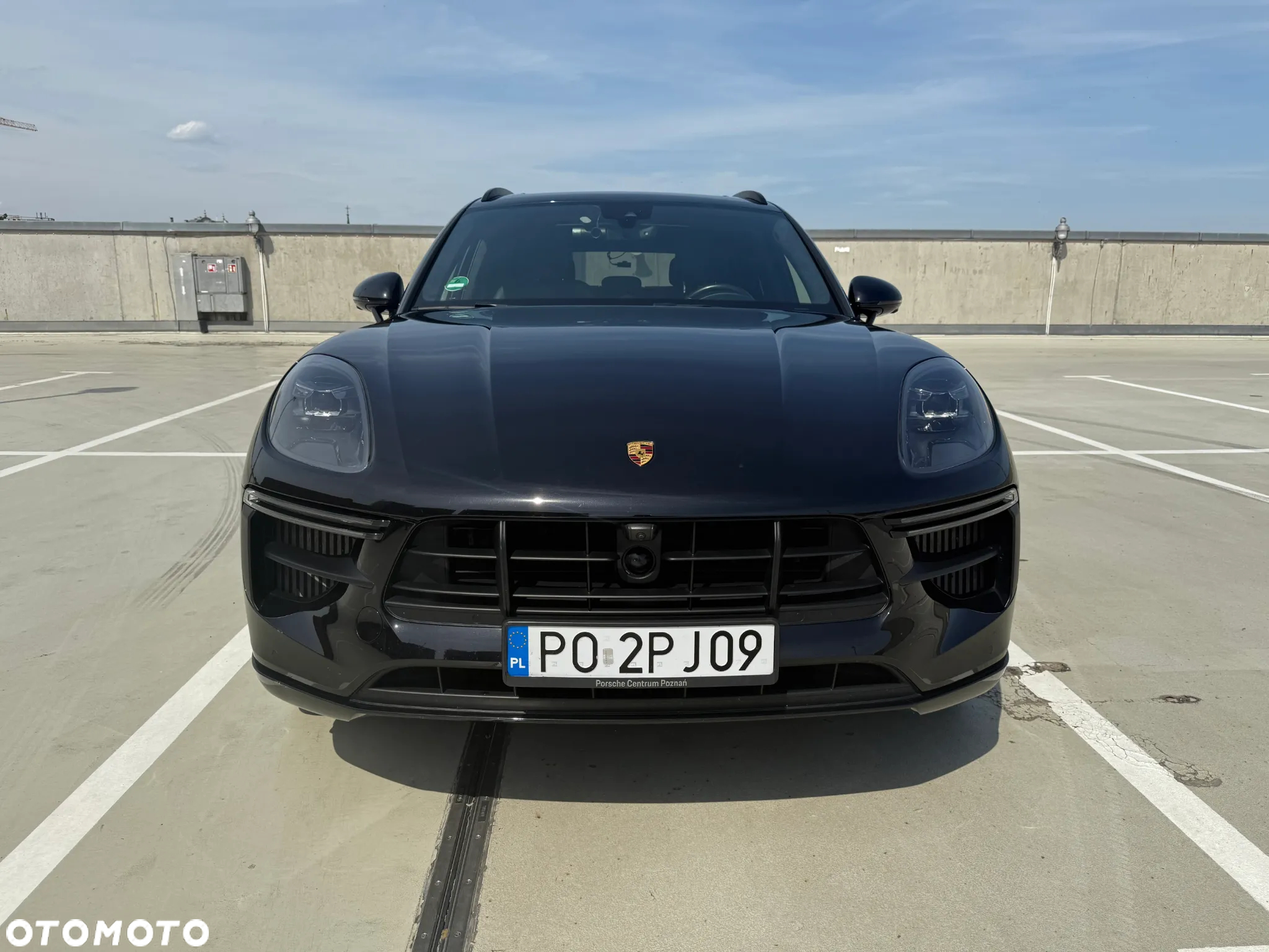 Porsche Macan Turbo - 11