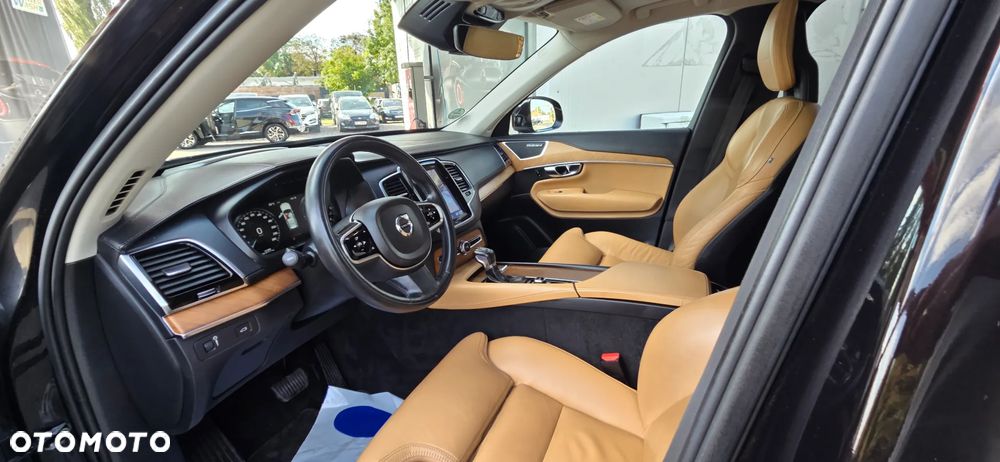 Volvo XC 90 D5 SCR AWD Inscription - 28