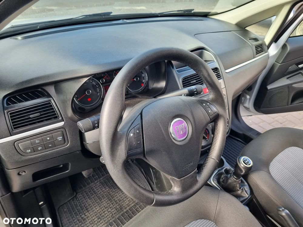 Fiat Linea 1.4 T-Jet 16V Active - 20