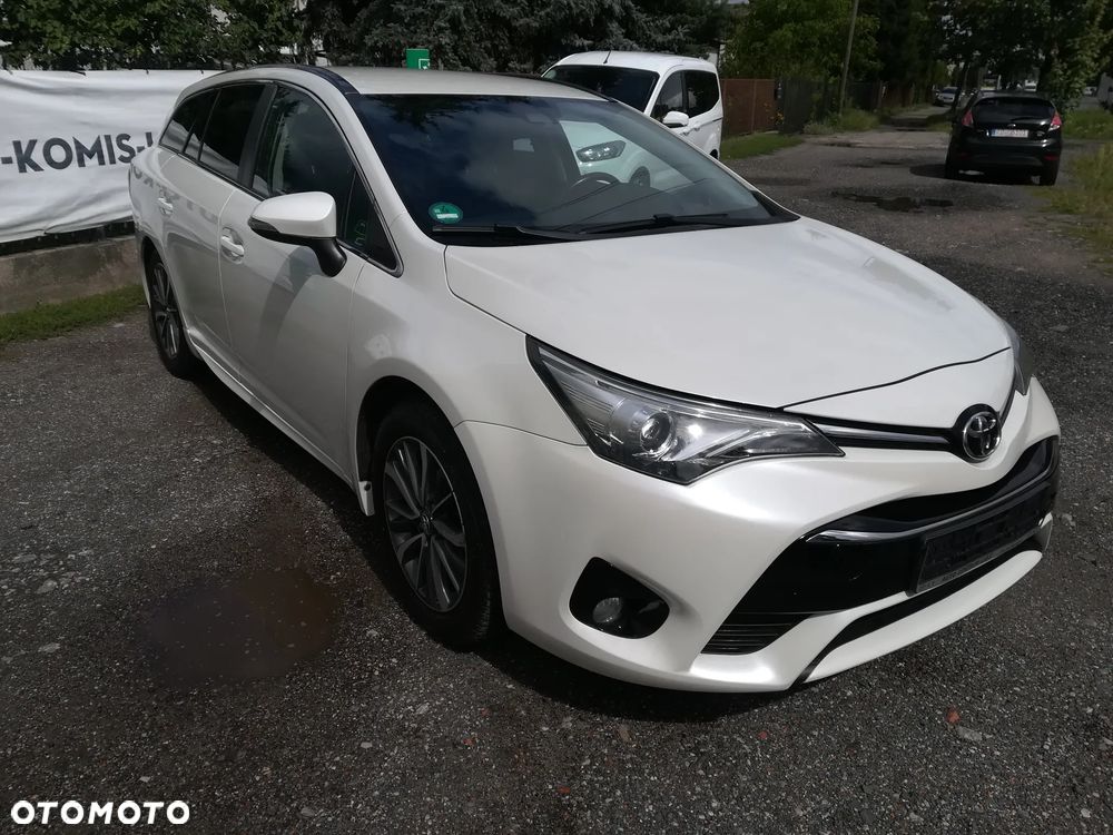 Toyota Avensis 1.8 Business Edition - 2