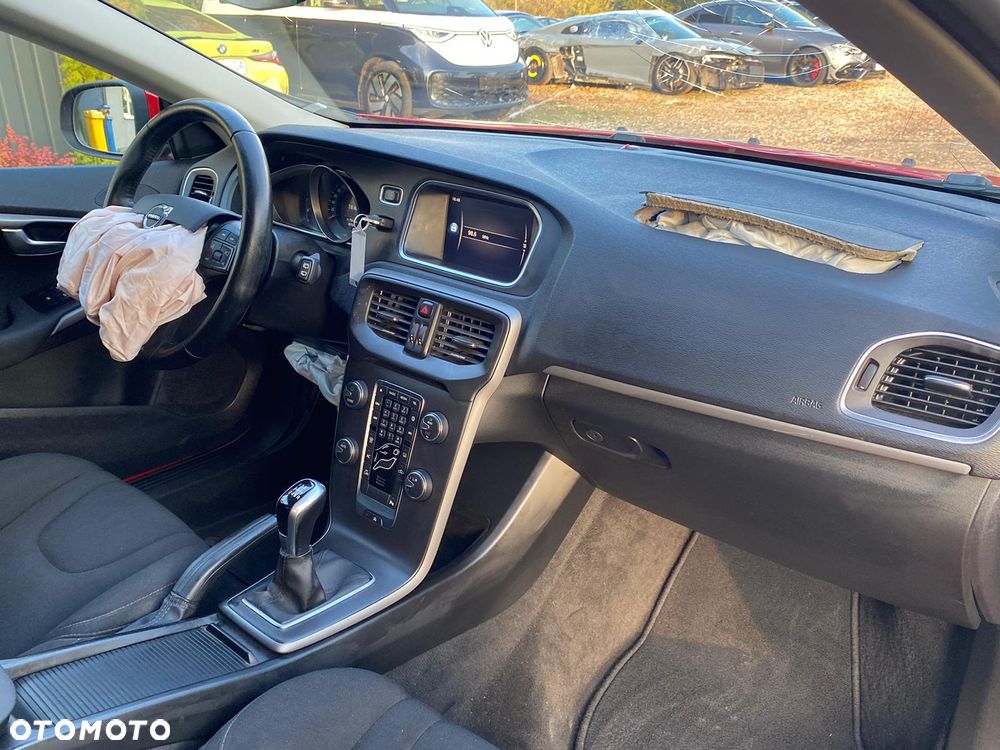 Volvo V40 T3 Drive-E Kinetic - 22