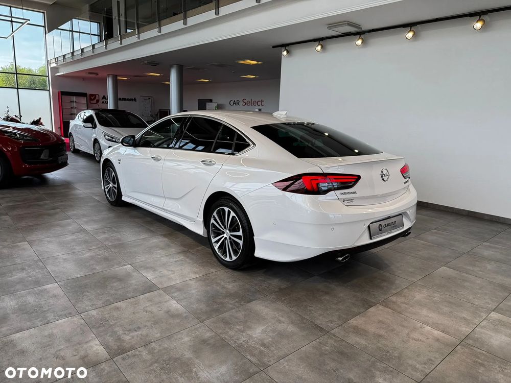 Opel Insignia 2.0 T 4x4 Innovation S&S - 6