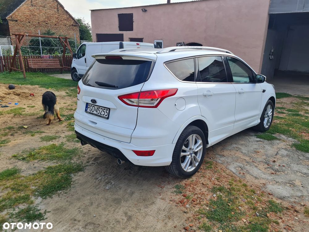 Ford Kuga 2.0 TDCi 4WD Titanium Plus - 4
