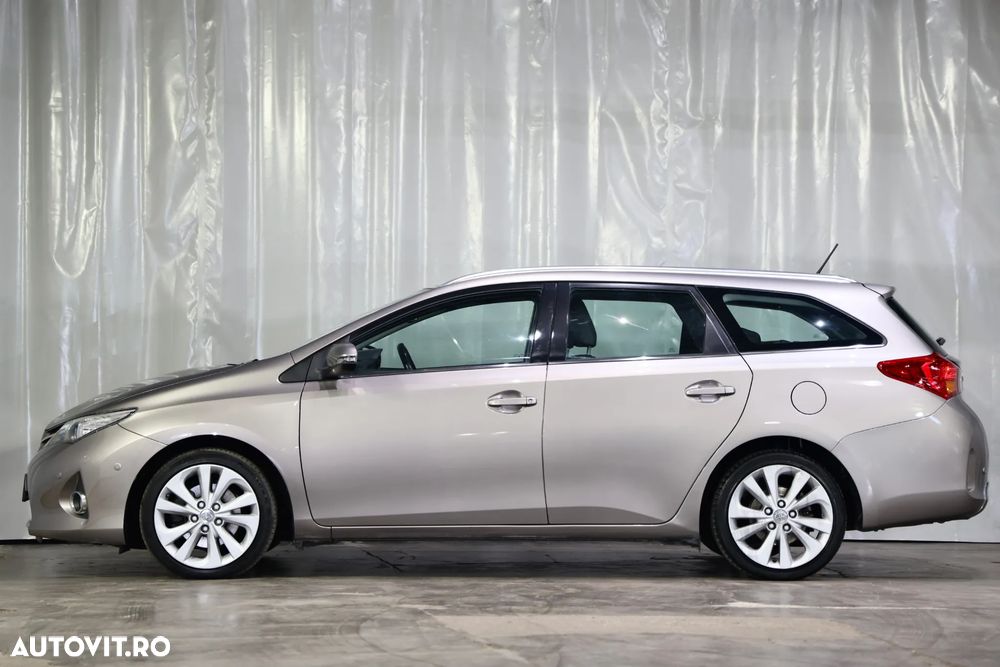 Toyota Auris - 39