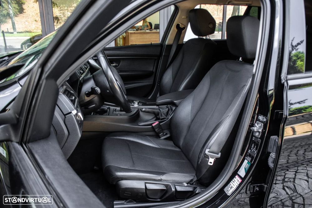 BMW 318 d Auto Line Modern - 23