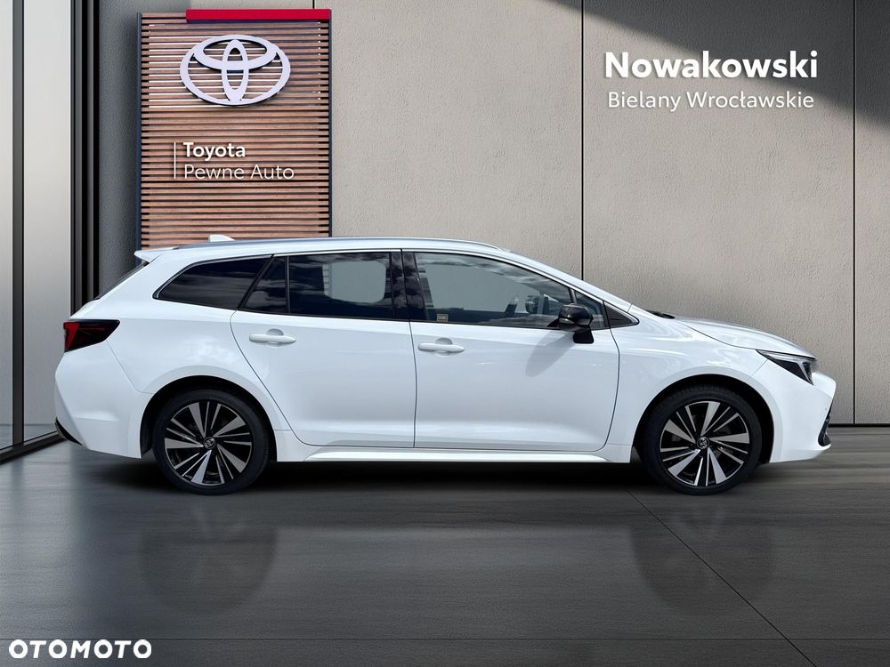Toyota Corolla - 27