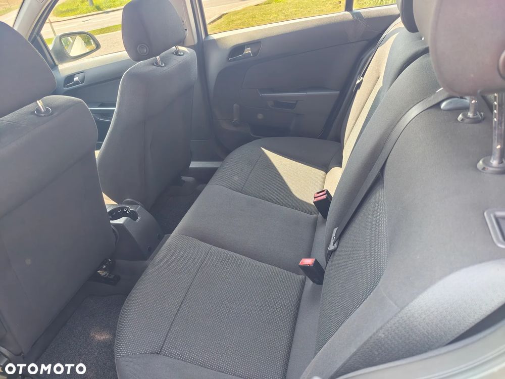 Opel Astra 1.4 Enjoy - 9