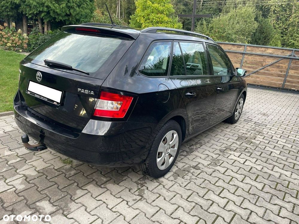 Skoda Fabia - 4