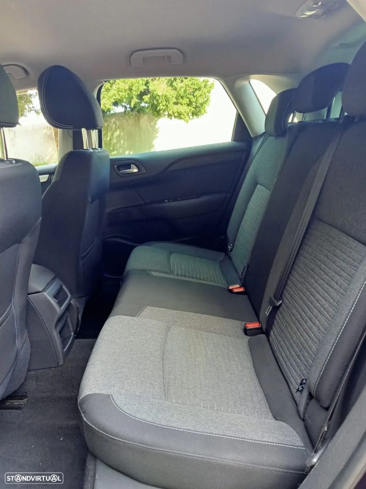 Citroën C4 BlueHDi 100 Selection - 10