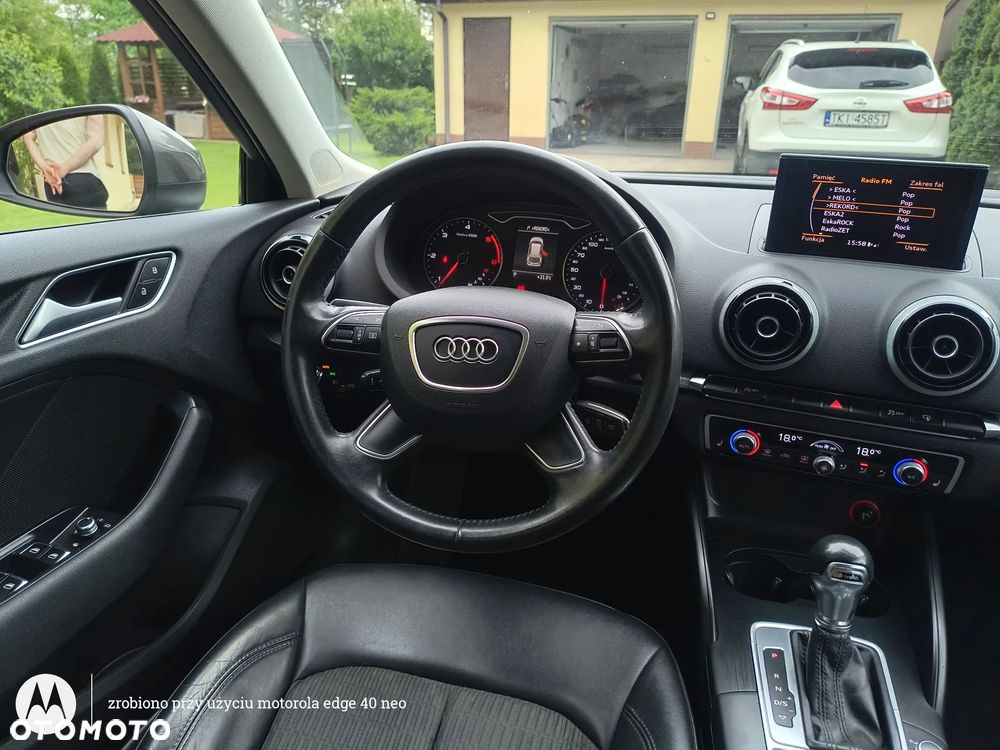 Audi A3 Sportback 1.6 TDI DPF Ambition S tronic - 23