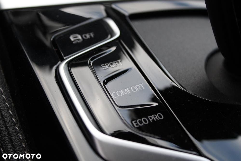 BMW Seria 5 - 22