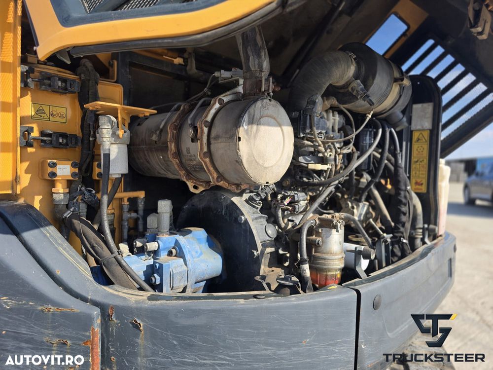 Hyundai 60CR-9R - 28