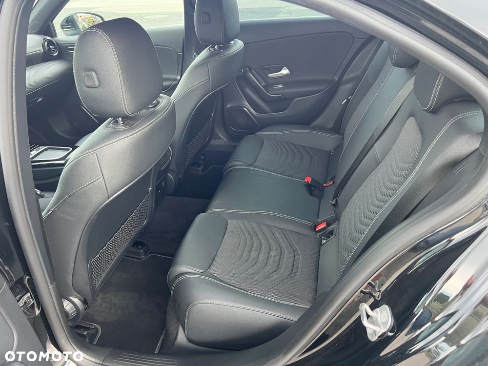 Mercedes-Benz Klasa A 180 d 8G-DCT Style - 13