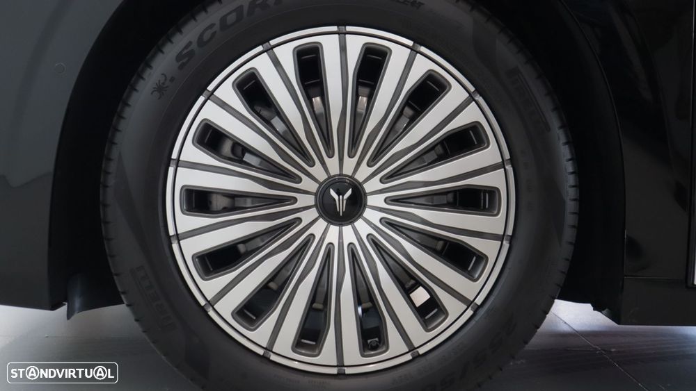 Voyah Dream 109 kWh Luxury - 5