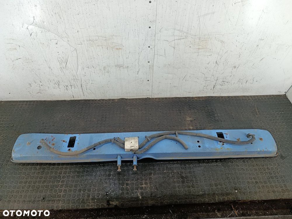 ZDERZAK TYŁ VW TRANSPORTER T4 LH5G - 7