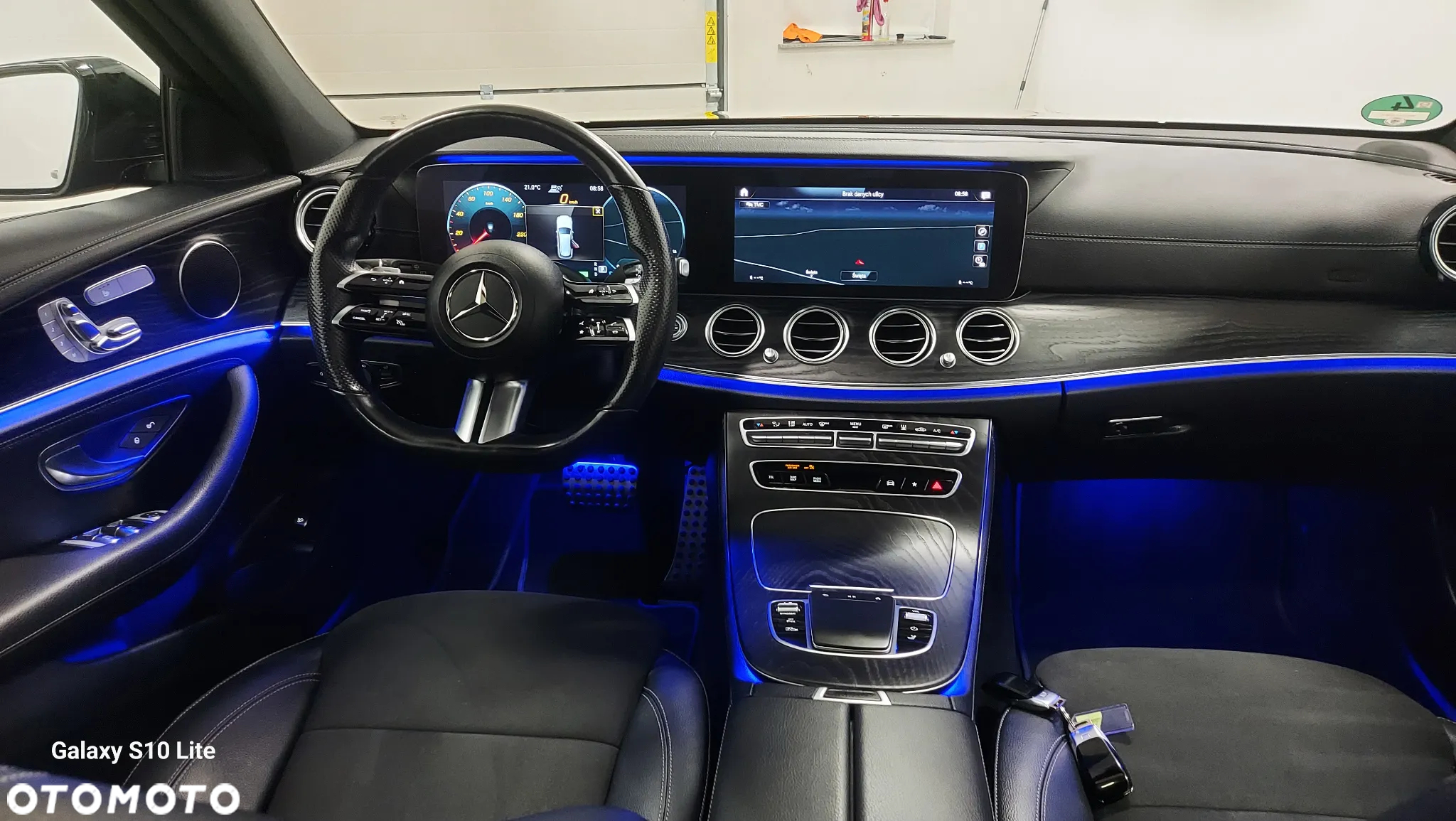 Mercedes-Benz Klasa E 300 de 9G-TRONIC - 17
