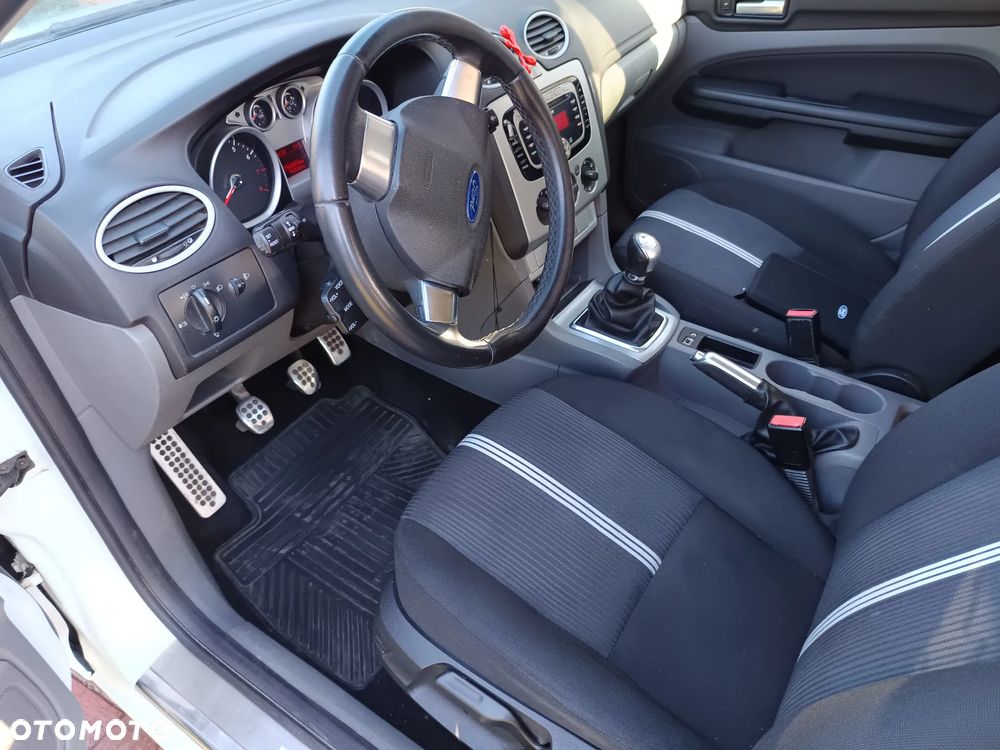 Ford Focus 1.6 16V Concept - 10