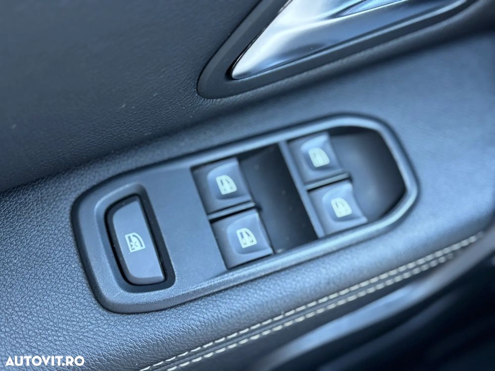 Dacia Duster TCe 130 GPF Prestige - 15