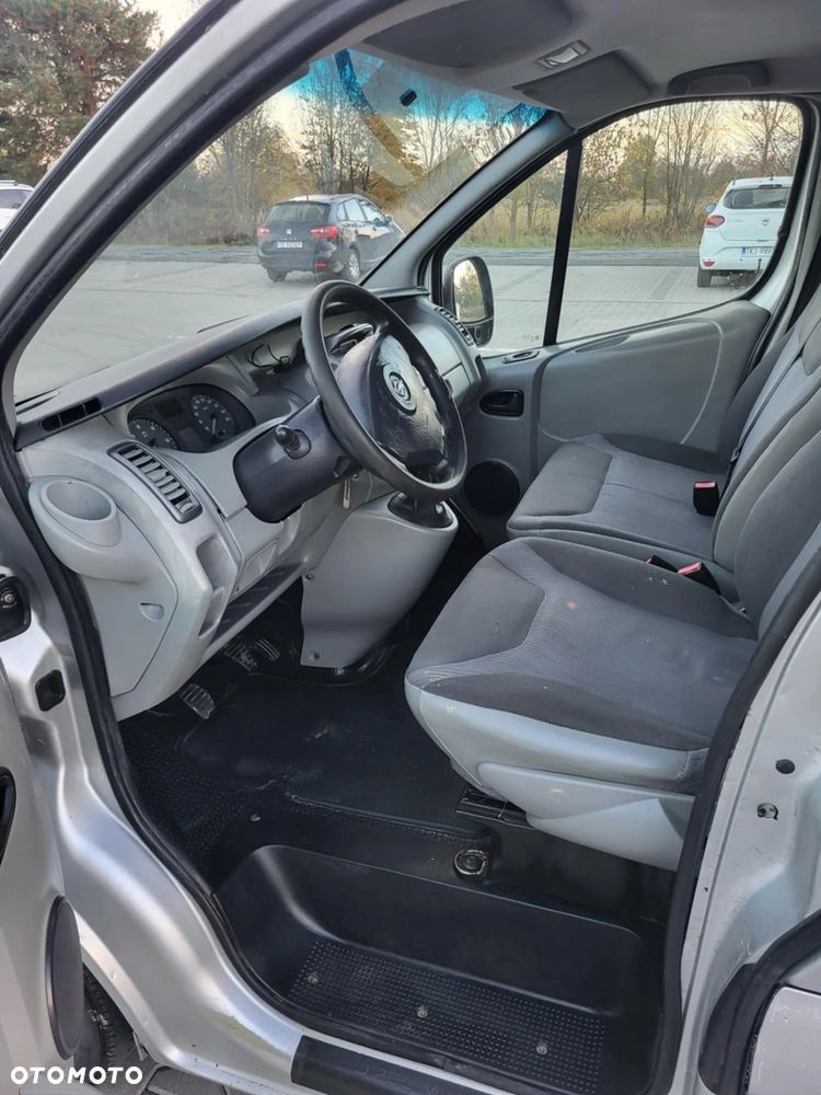 Opel Vivaro - 14