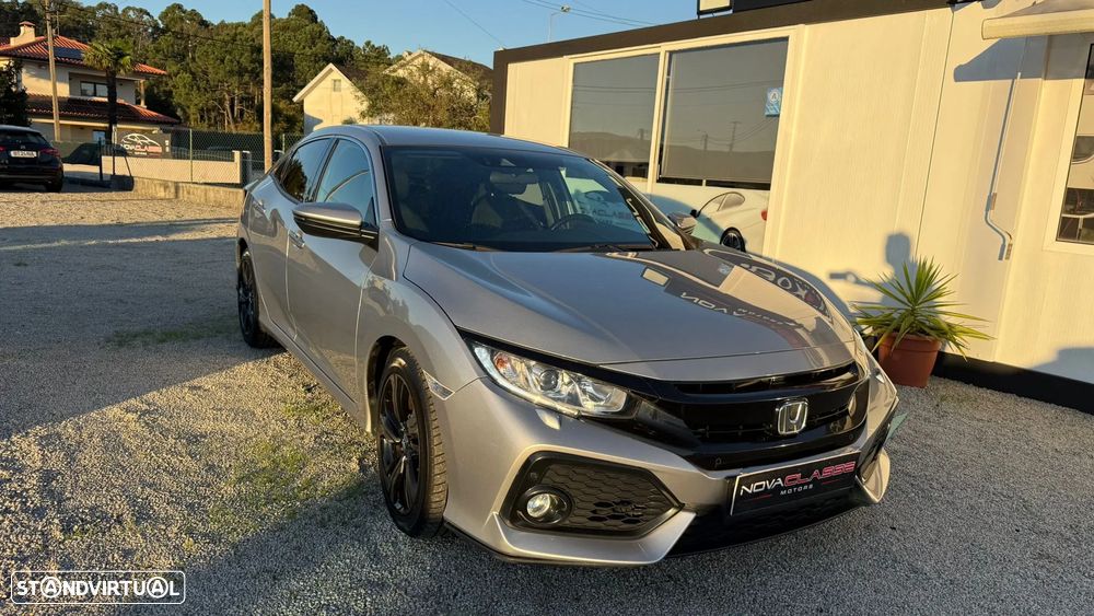 Honda Civic 1.0 i-VTEC Turbo CVT Executive - 1