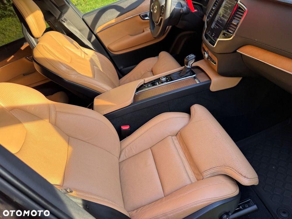 Volvo XC 90 D5 AWD Inscription 7os - 31