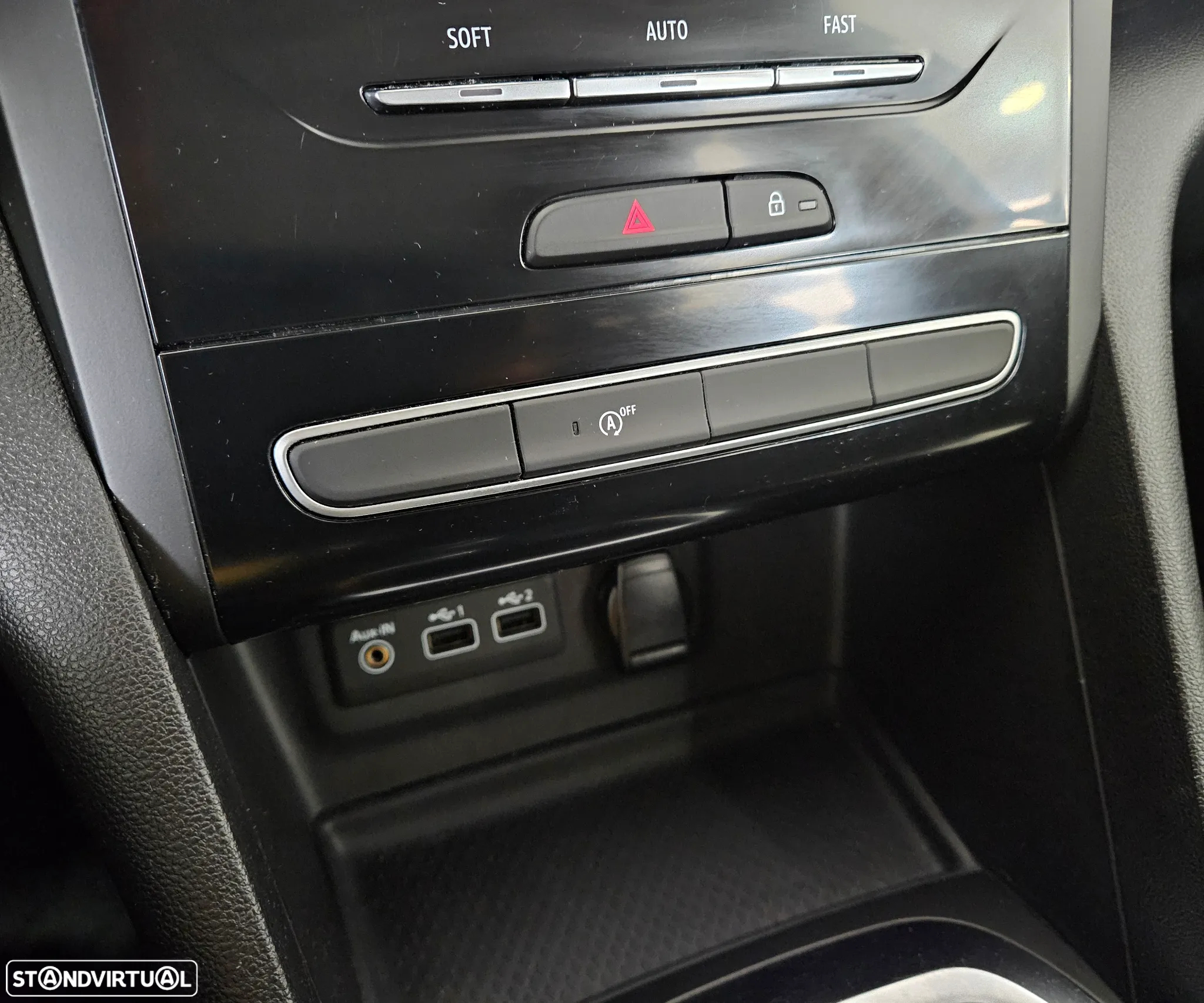 Renault Mégane Sport Tourer TCe 115 GPF ZEN - 31