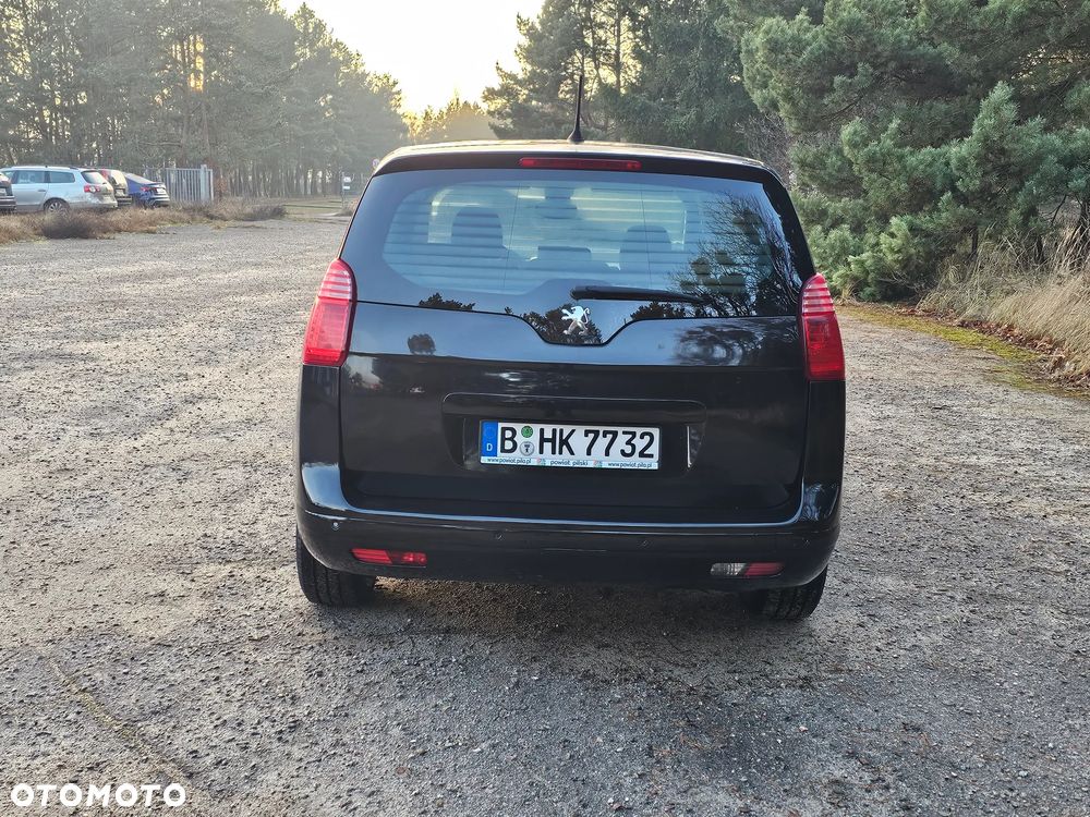 Peugeot 5008 - 6