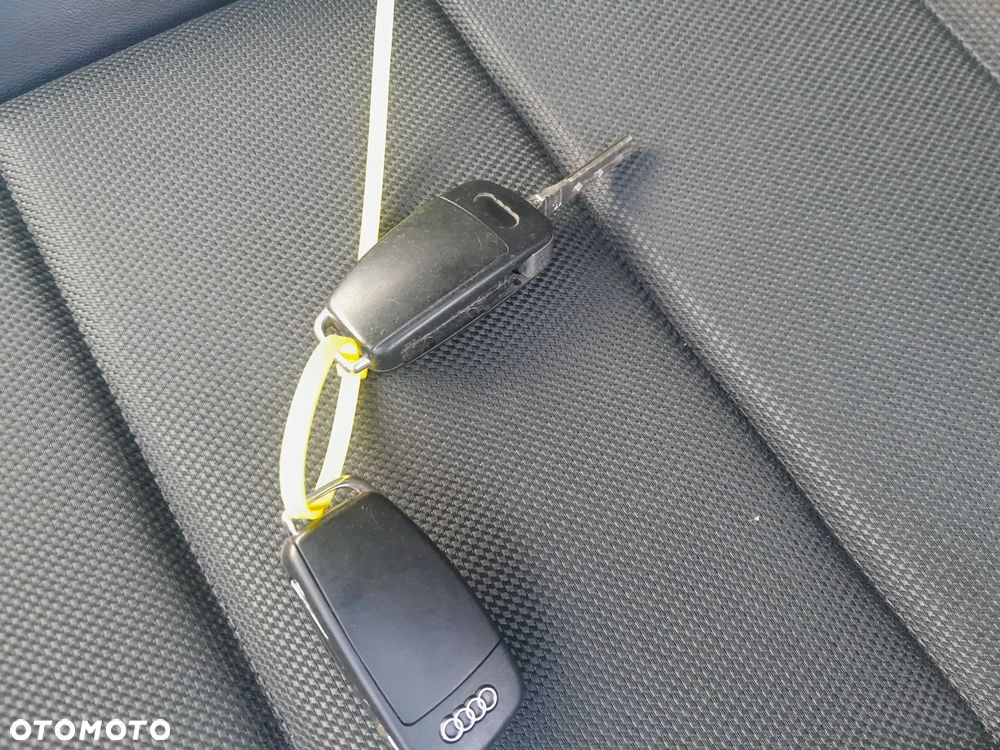 Audi A3 3-drzwiowe 2.0 TDI DPF S Line Sportpaket plus - 14