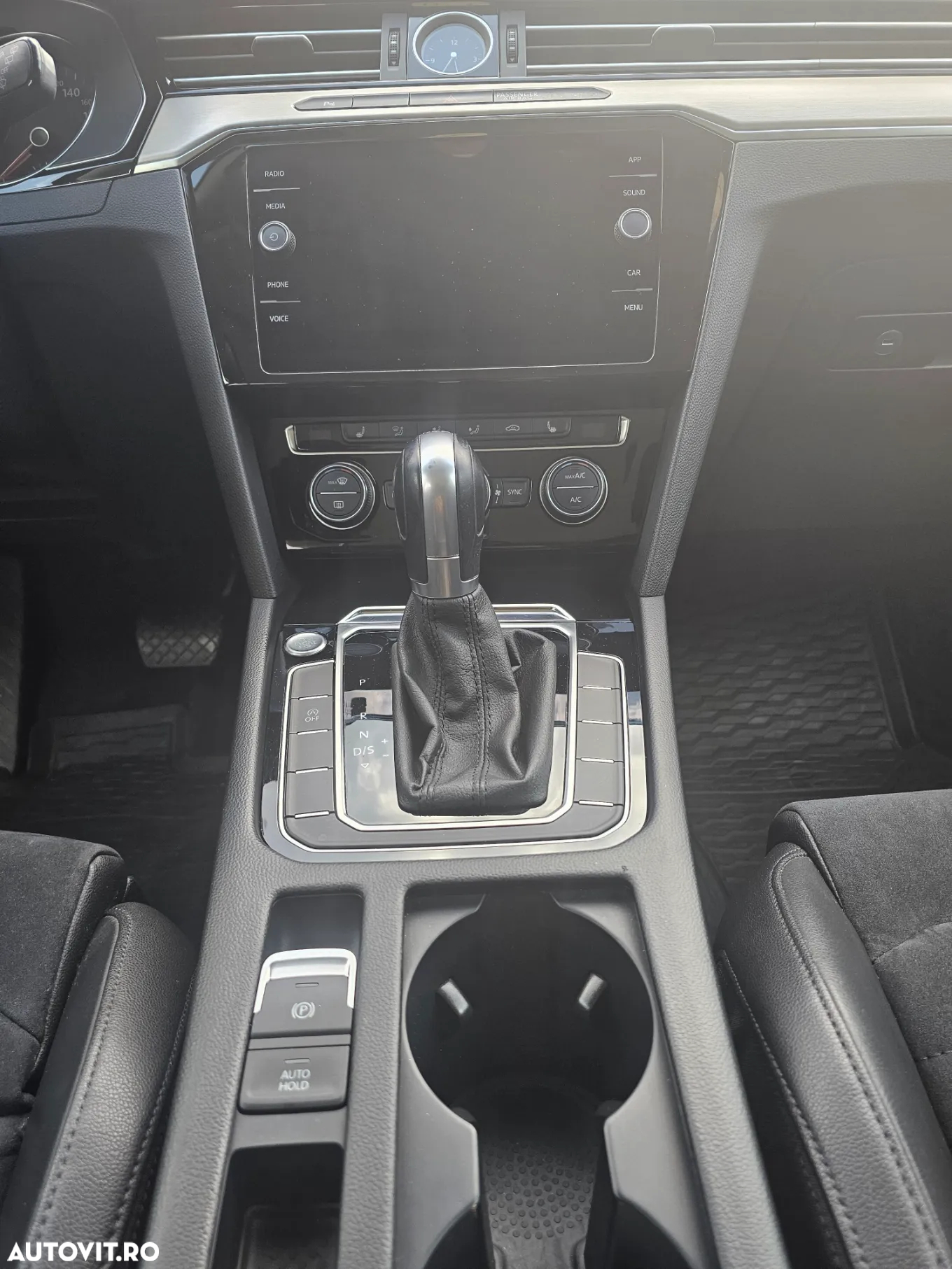 Volkswagen Passat Variant 2.0 TDI DSG 4Motion Highline - 7