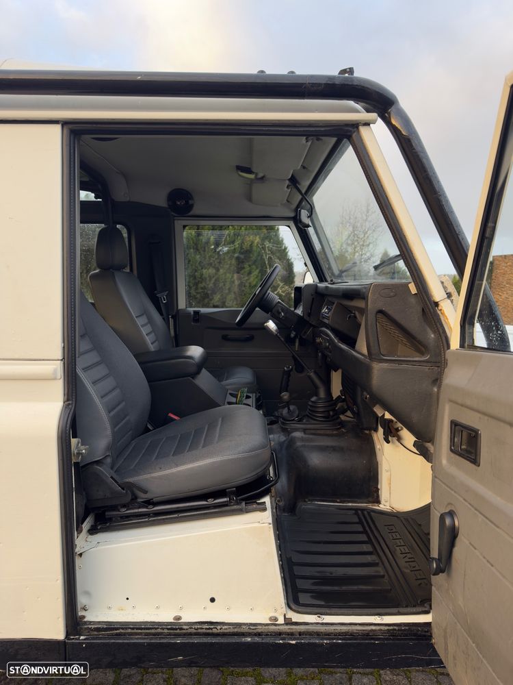 Land Rover Defender 90 2.5 TD5 Metal Top - 4