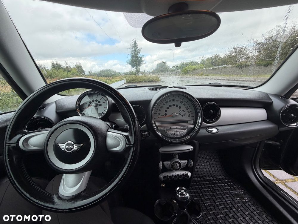 MINI ONE - 7