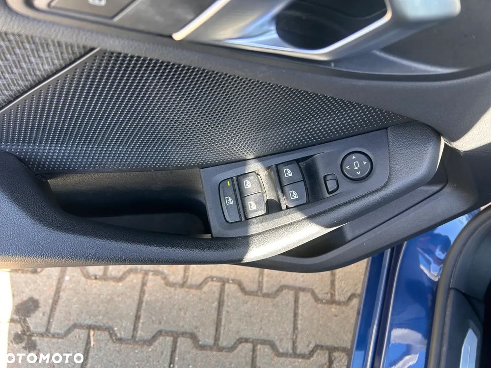 BMW Seria 1 118i Advantage - 12