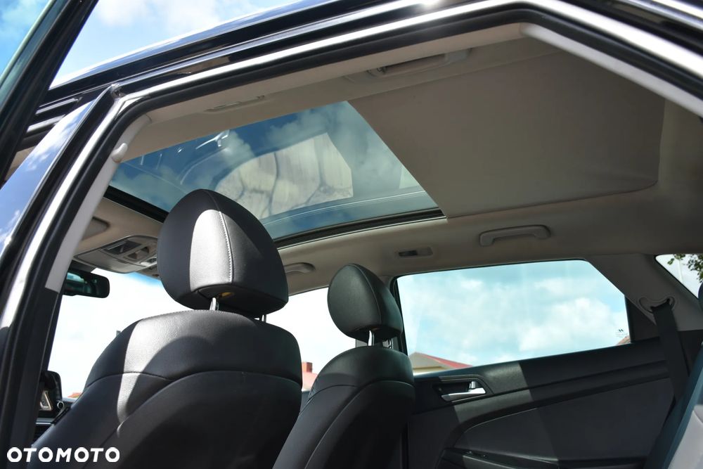 Hyundai Tucson 2.0 CRDI 4WD Automatik Premium - 16