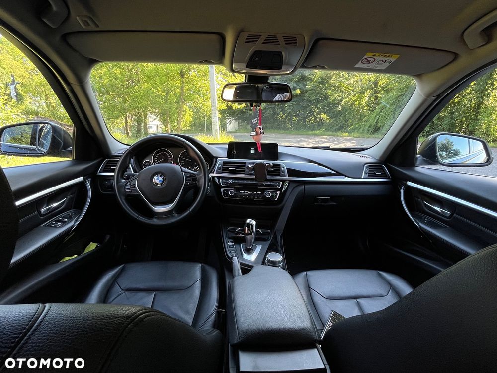 BMW Seria 3 - 12