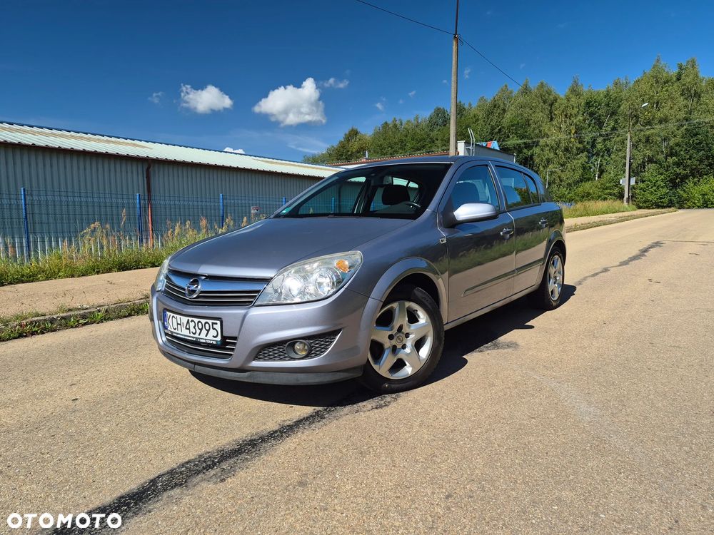 Opel Astra 1.6 Design Edition - 2