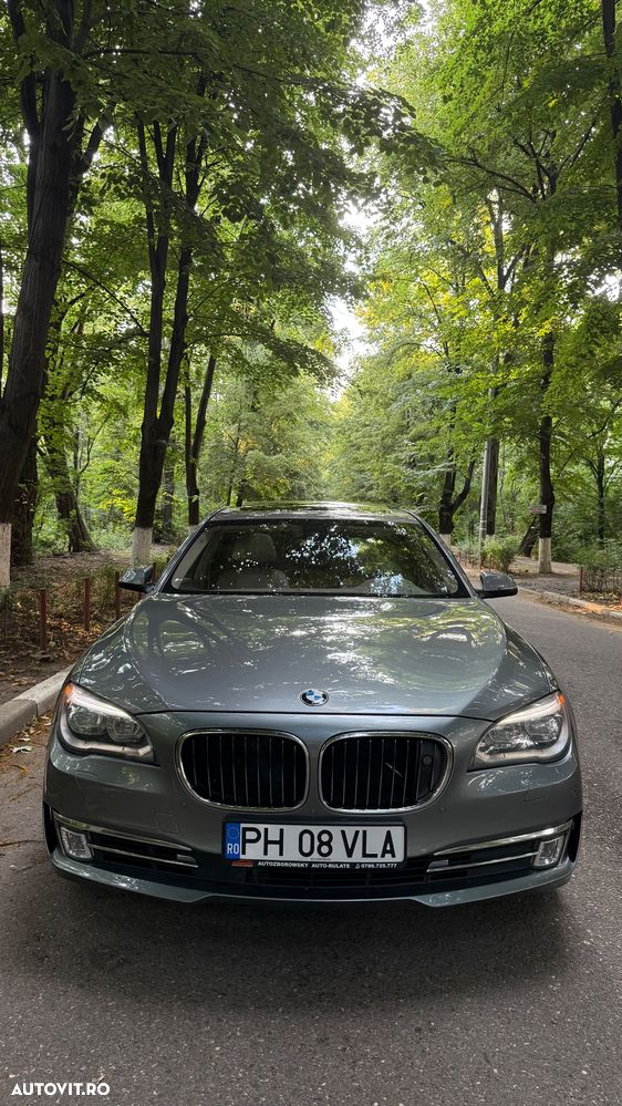 BMW Seria 7 740d xDrive - 3