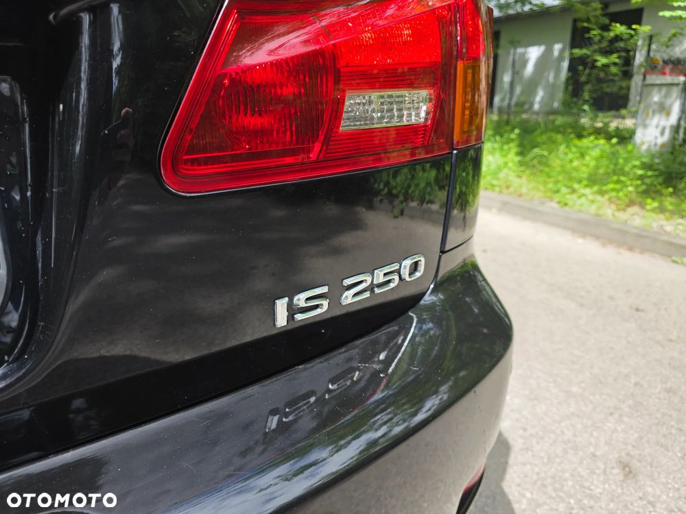 Lexus IS 250 Prestige - 8