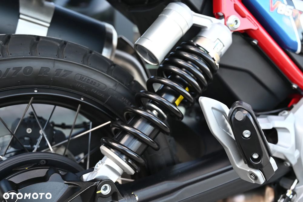 Moto Guzzi V85 - 20